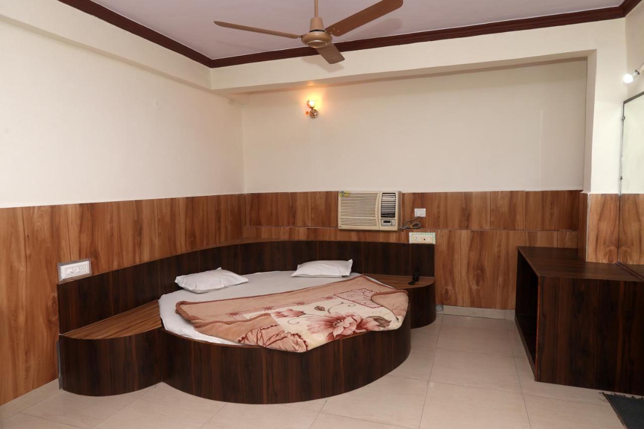 Jain Residency Hotel Pachmarhi Luaran gambar